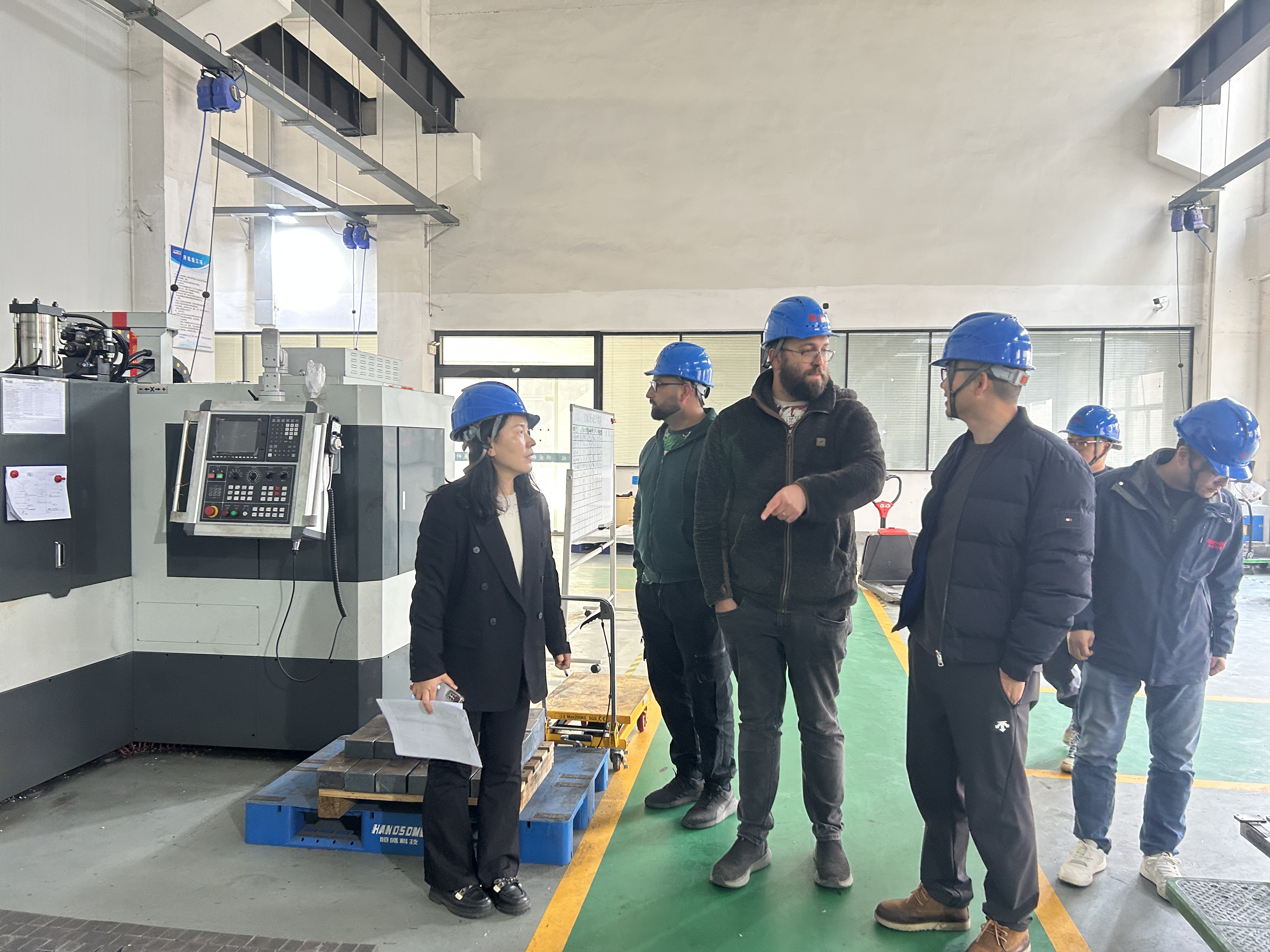 智利客戶不遠(yuǎn)萬里參觀我司工廠，深化國際合作